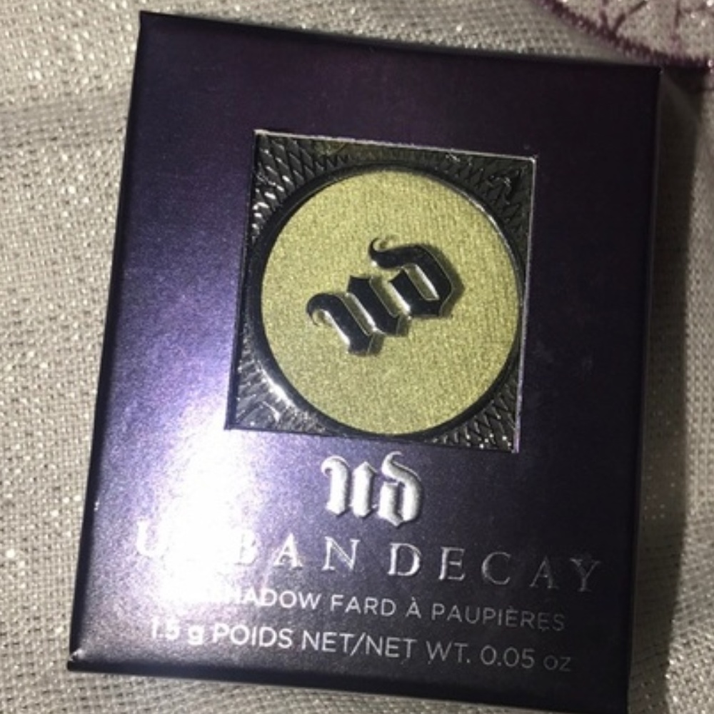 Urban Decay XX Vintage Eyeshadow Acid rain